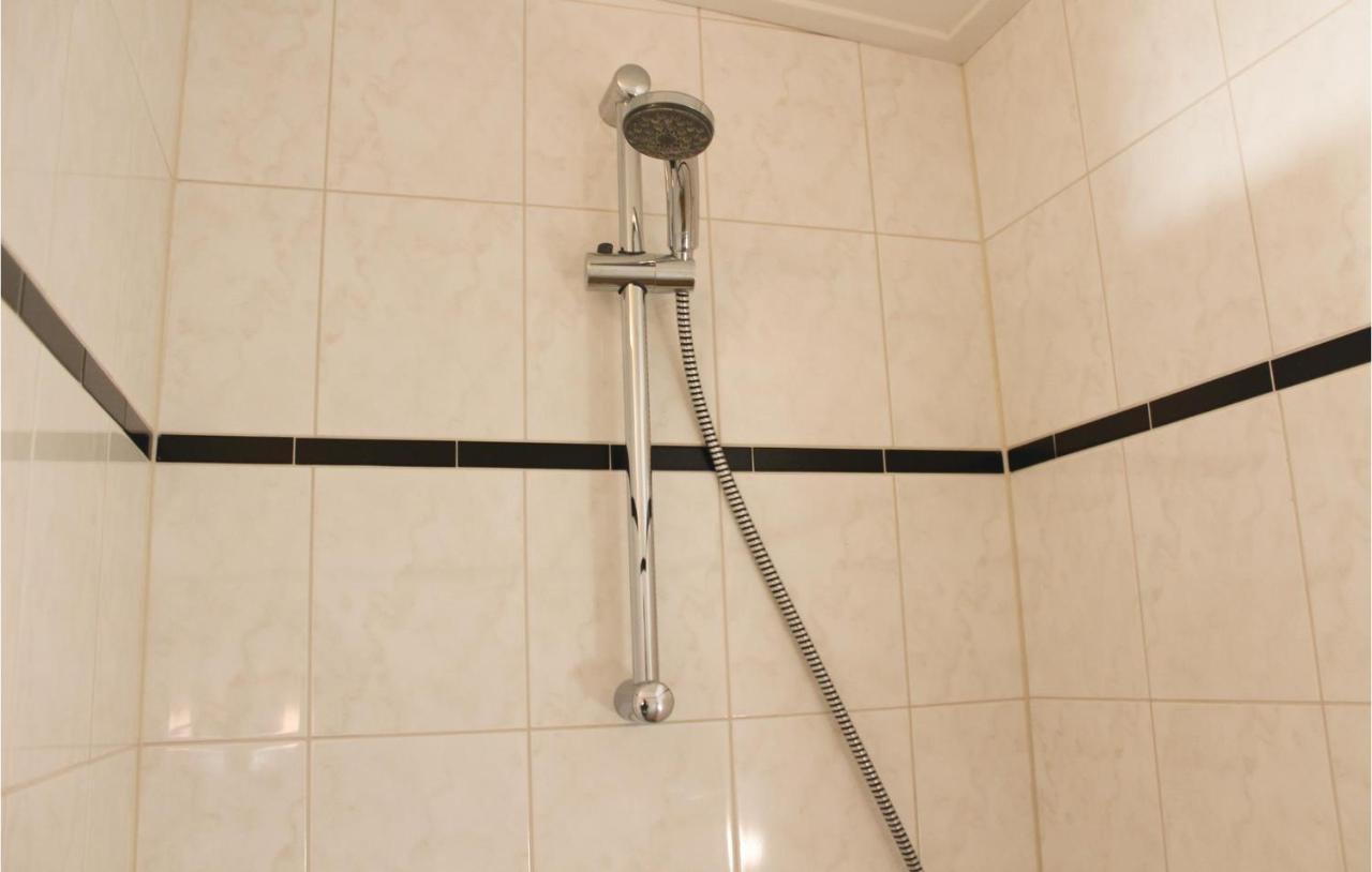 Beautiful Home In Noordwijkerhout With 2 Bedrooms And Wifi ภายนอก รูปภาพ